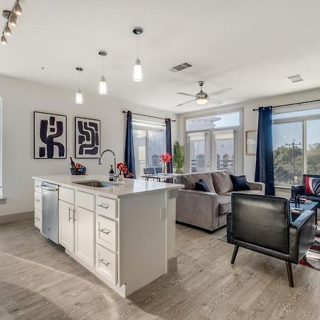 Radiant Condo On The Riverwalk 1325 San Antonio Extérieur photo