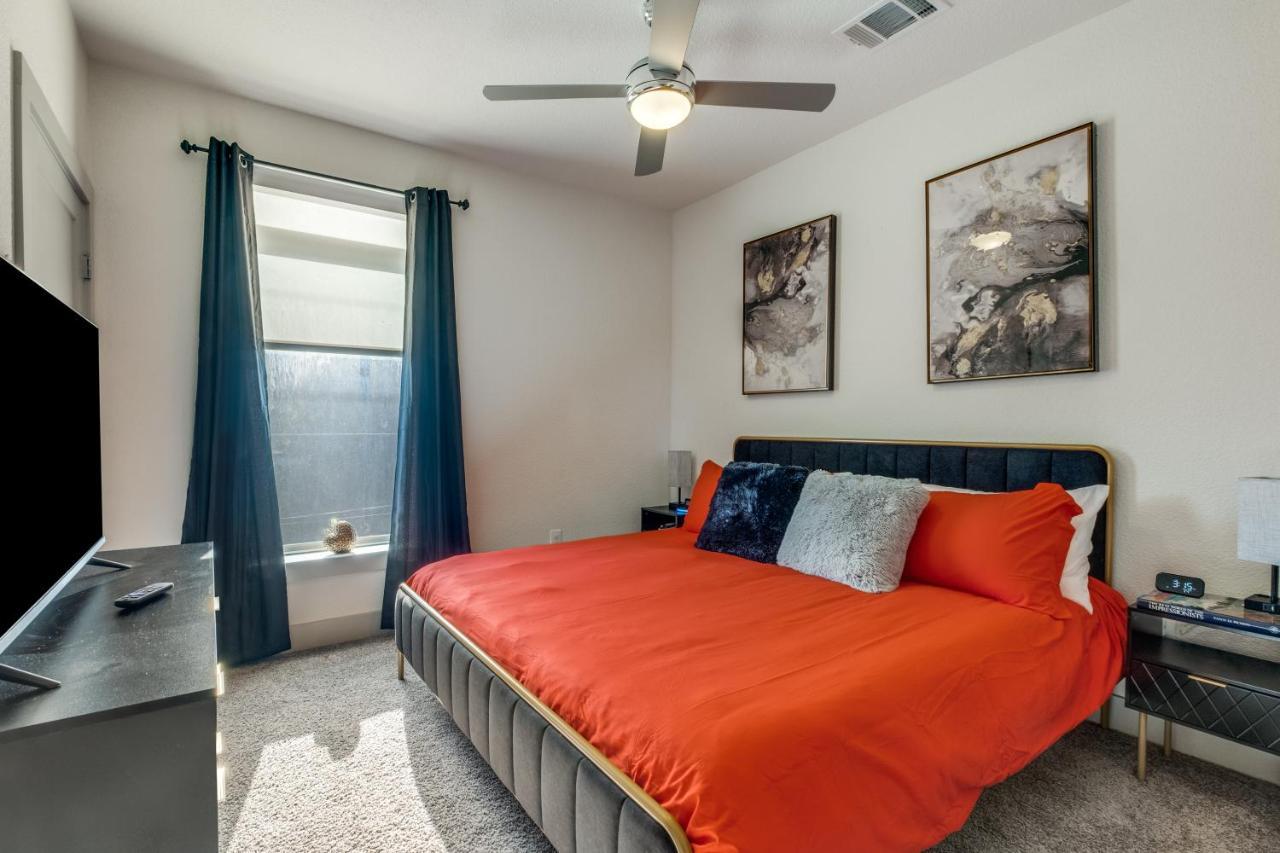 Radiant Condo On The Riverwalk 1325 San Antonio Extérieur photo