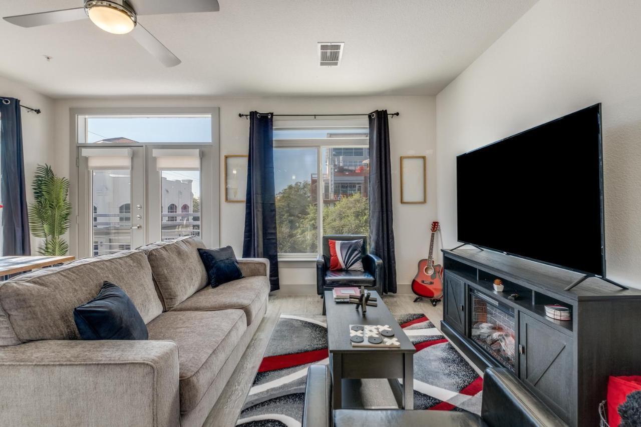 Radiant Condo On The Riverwalk 1325 San Antonio Extérieur photo